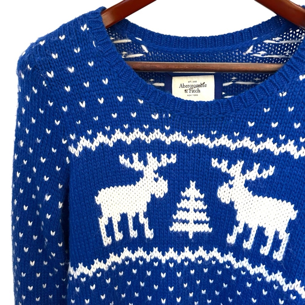 Abercrombie Reindeer Sweater L